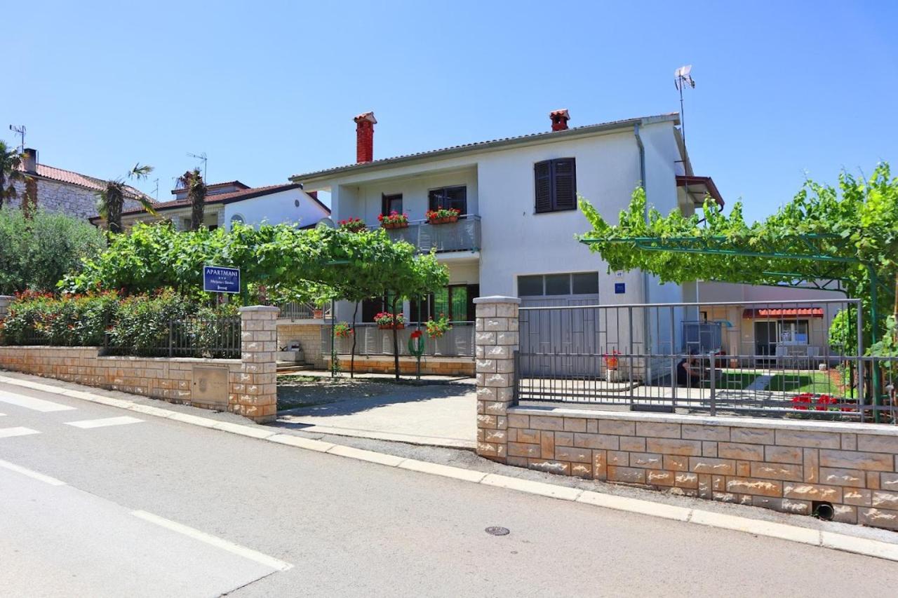 דירות Tar-Vabriga Apartman Slavko מראה חיצוני תמונה