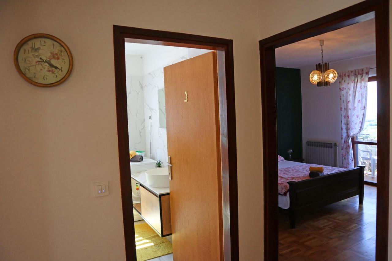 דירות Tar-Vabriga Apartman Slavko מראה חיצוני תמונה